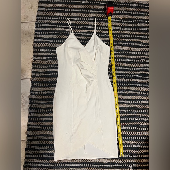 NWT - A’gaci dress: white with spaghetti straps and some ruching - Picture 3 of 5